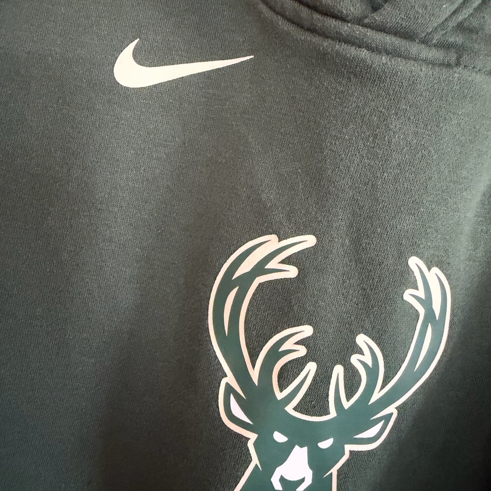 Kids Nike Bucks Sweatshirt